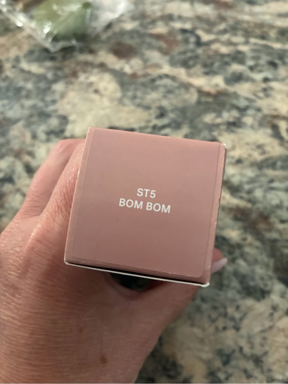 ILIA Super Serum Skin Tint - concealer- foundation - Picture 2 of 2